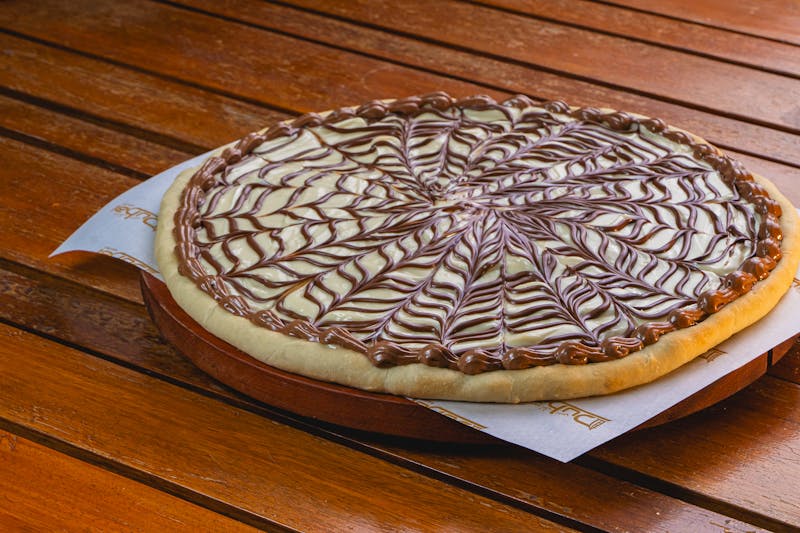 Nutella pizza dessert